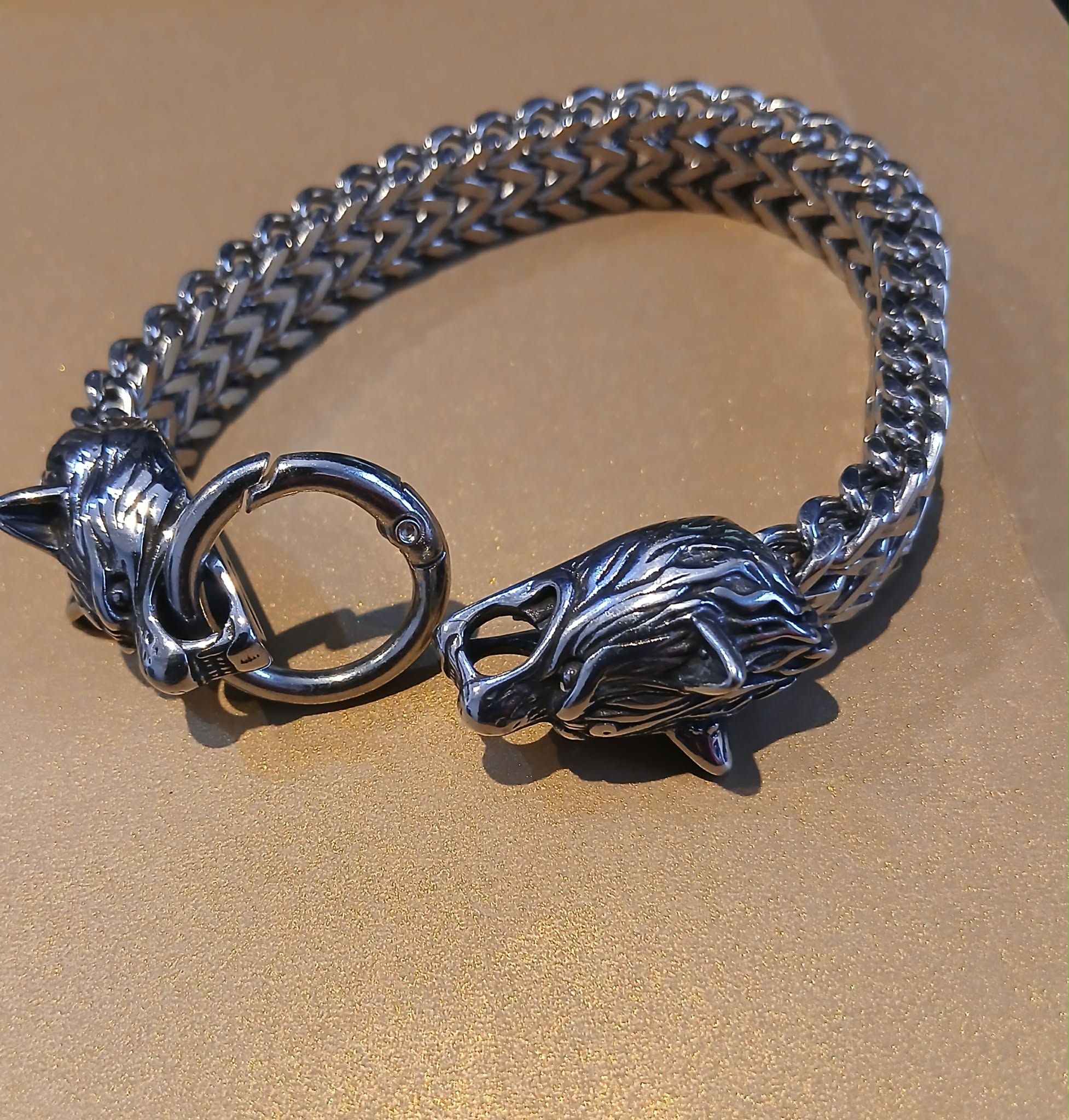 c16488a1-e7e9-4979-a8cb-ae7dac7fbbe1